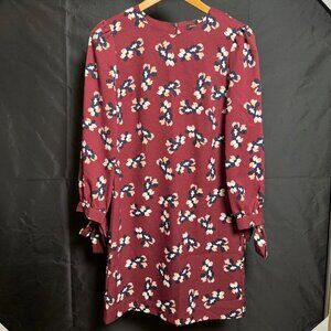 Tie-wrist, back-zip shift dress (Banana Republic - Sz. 0)